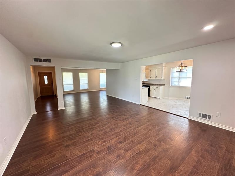 5823 Marview Lane, Dallas TX 75227 - Photo 6