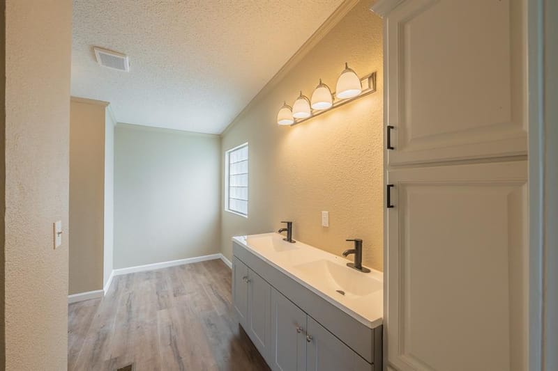 153 Clay Court, Springtown TX 76082 - Photo 22