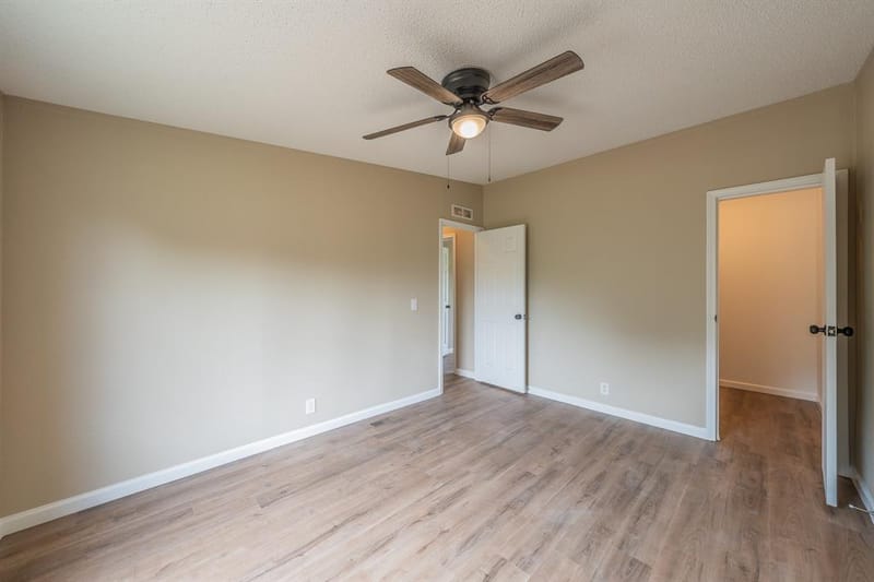 153 Clay Court, Springtown TX 76082 - Photo 33