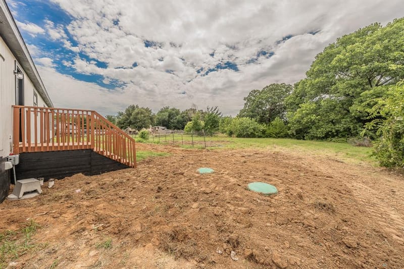 153 Clay Court, Springtown TX 76082 - Photo 37