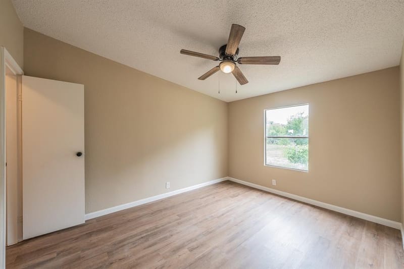 153 Clay Court, Springtown TX 76082 - Photo 31