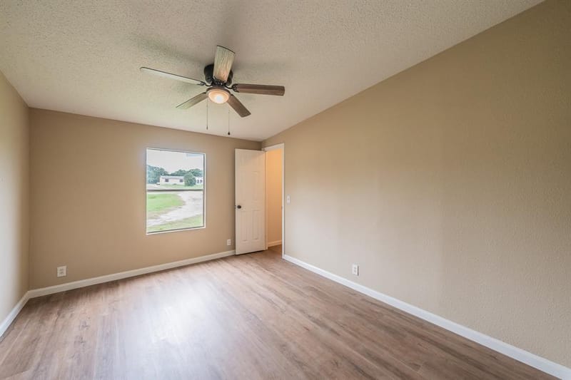 153 Clay Court, Springtown TX 76082 - Photo 25