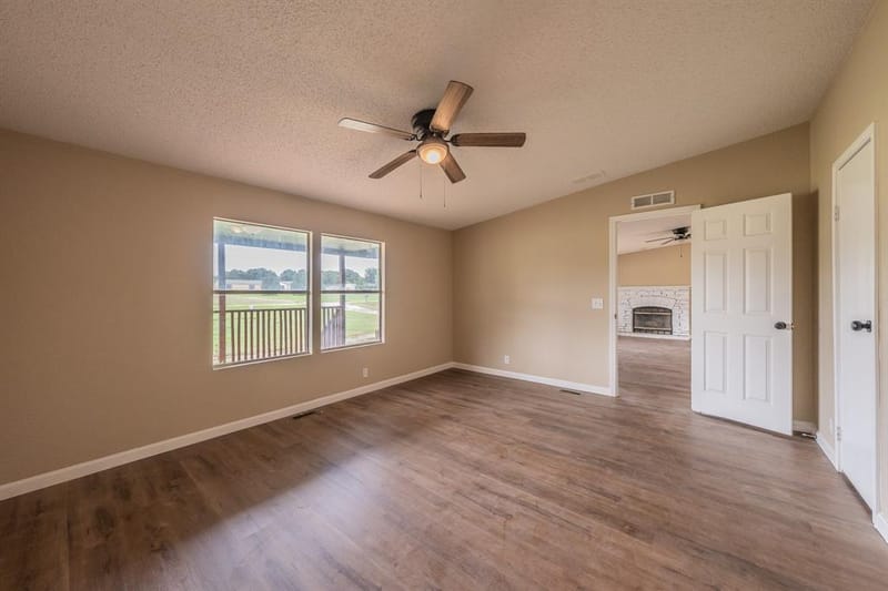 153 Clay Court, Springtown TX 76082 - Photo 21