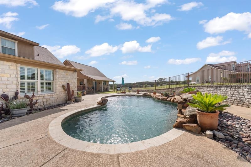 4515 E Renfro Street, Alvarado TX 76009 - Photo 6