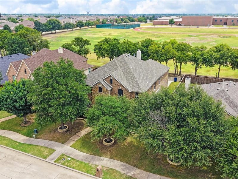 12038 Gonzales Drive, Frisco TX 75035 - Photo 6