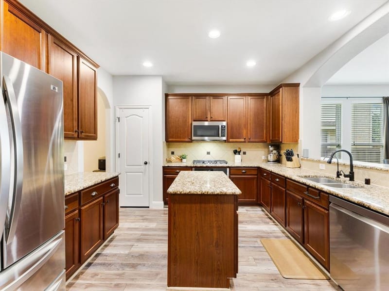 12038 Gonzales Drive, Frisco TX 75035 - Photo 12