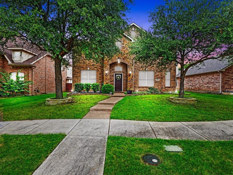 12038 Gonzales Drive, Frisco TX 75035 - Photo 4