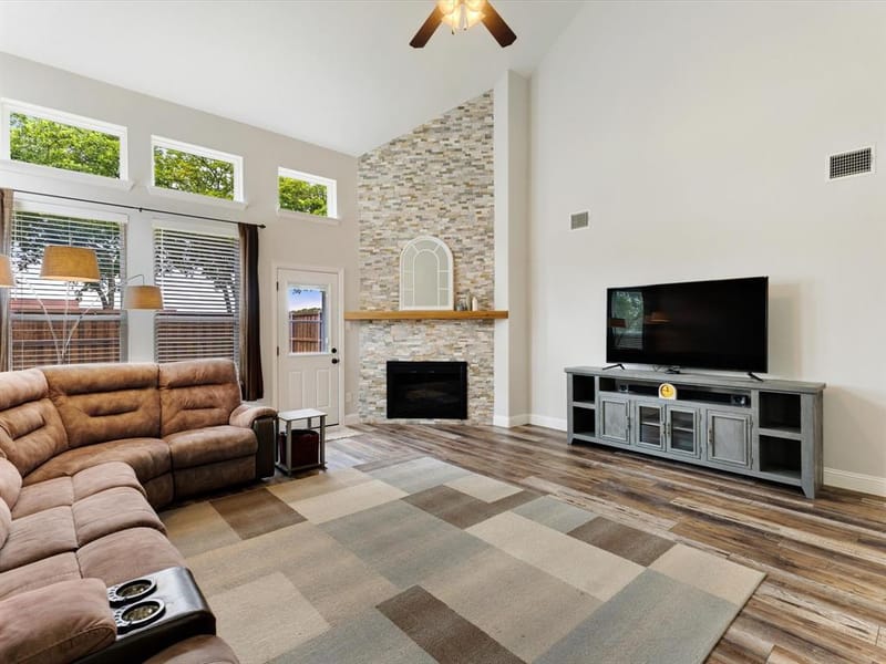 12038 Gonzales Drive, Frisco TX 75035 - Photo 8