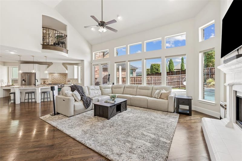 2120 Hidalgo Lane, Frisco TX 75034 - Photo 4