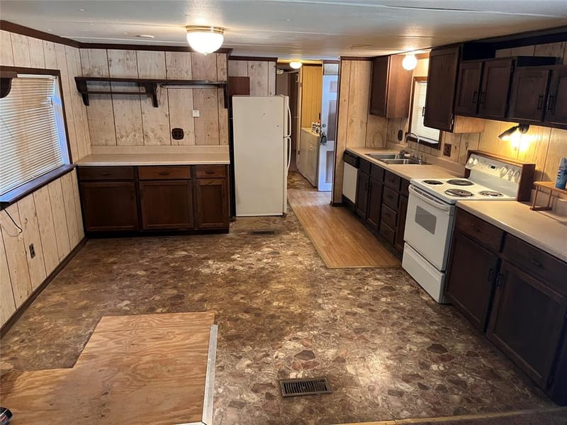 408 Private Road 7702, Emory TX 75440 - Photo 3