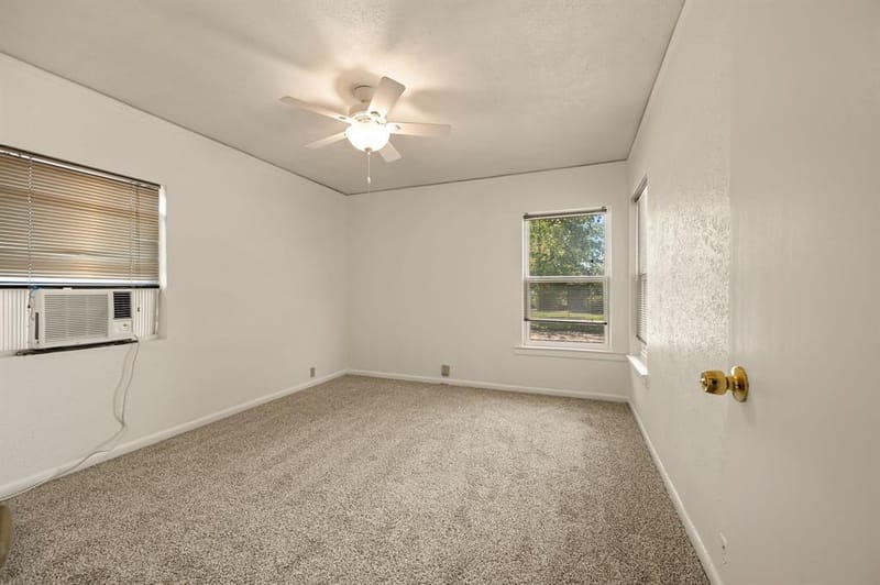 1625 Meadowbrook Drive, Garland TX 75042 - Photo 23