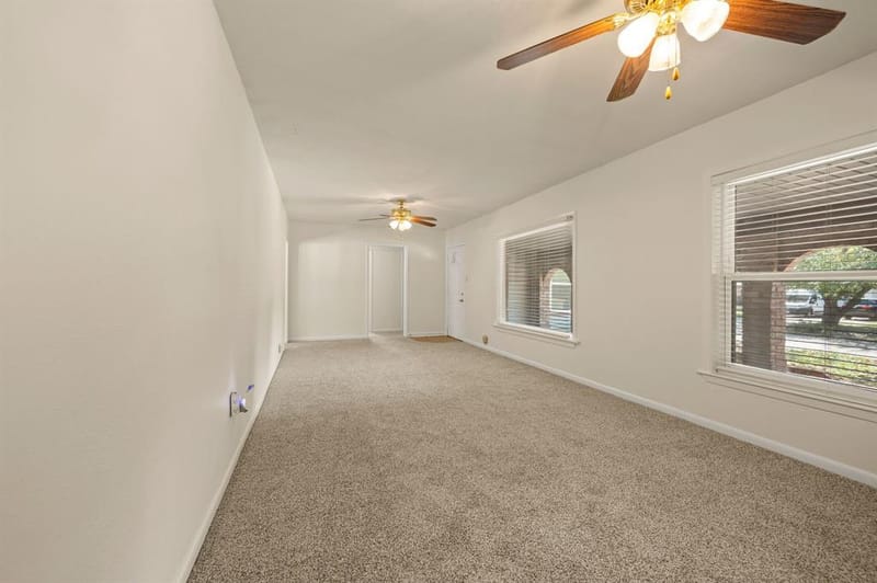 1625 Meadowbrook Drive, Garland TX 75042 - Photo 6