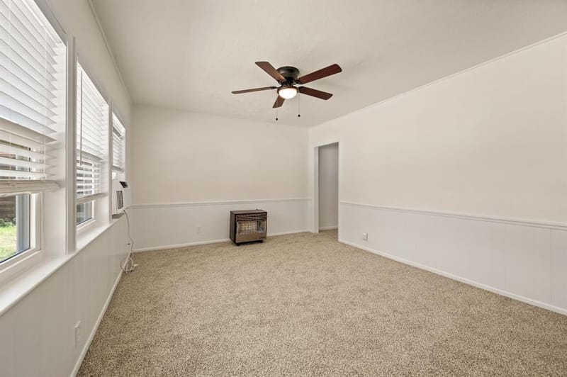1625 Meadowbrook Drive, Garland TX 75042 - Photo 9