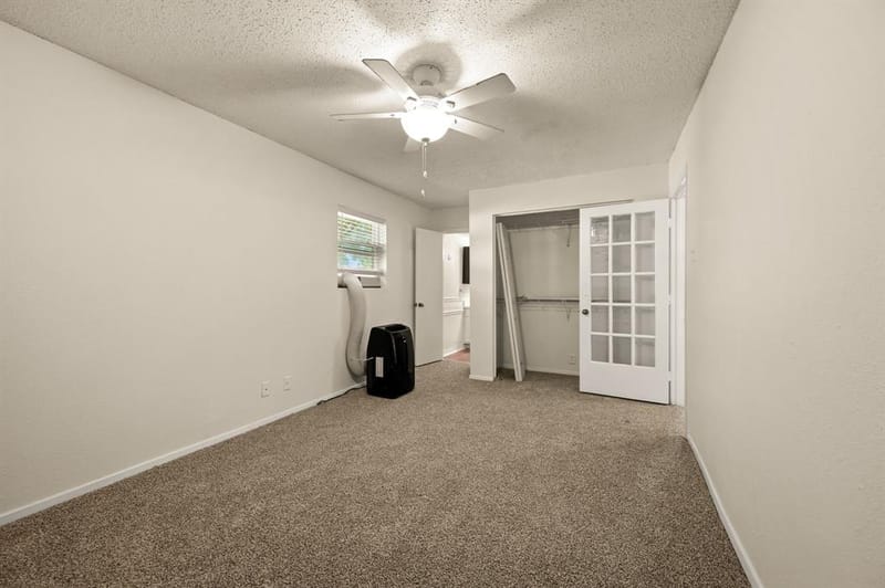 1625 Meadowbrook Drive, Garland TX 75042 - Photo 18