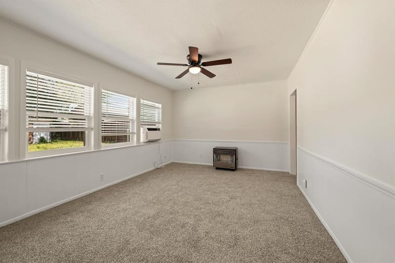 1625 Meadowbrook Drive, Garland TX 75042 - Photo 8