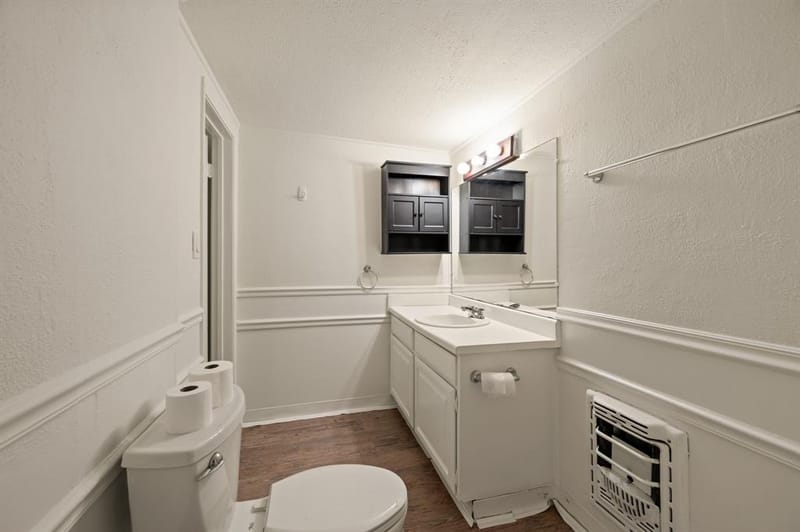 1625 Meadowbrook Drive, Garland TX 75042 - Photo 21