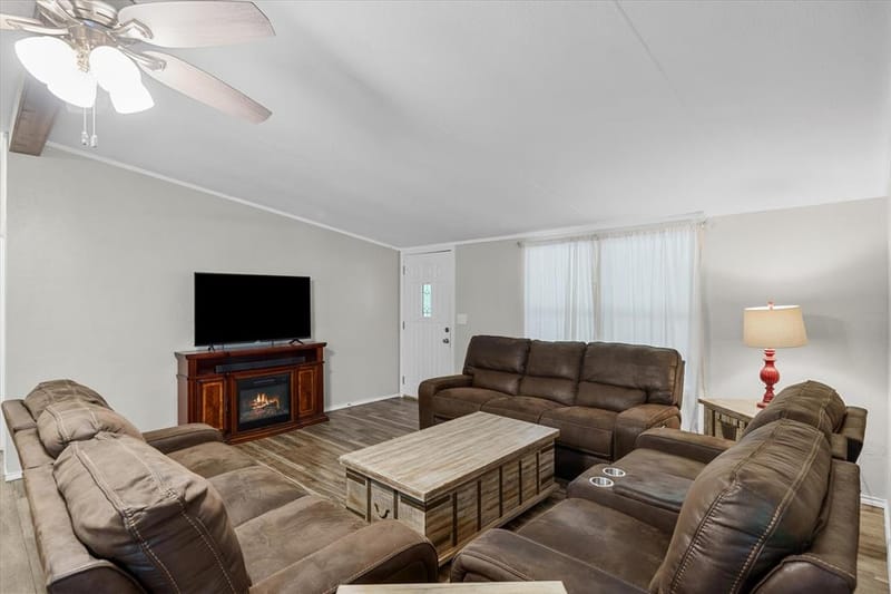 9556 County Road 2400, Quinlan TX 75474 - Photo 13