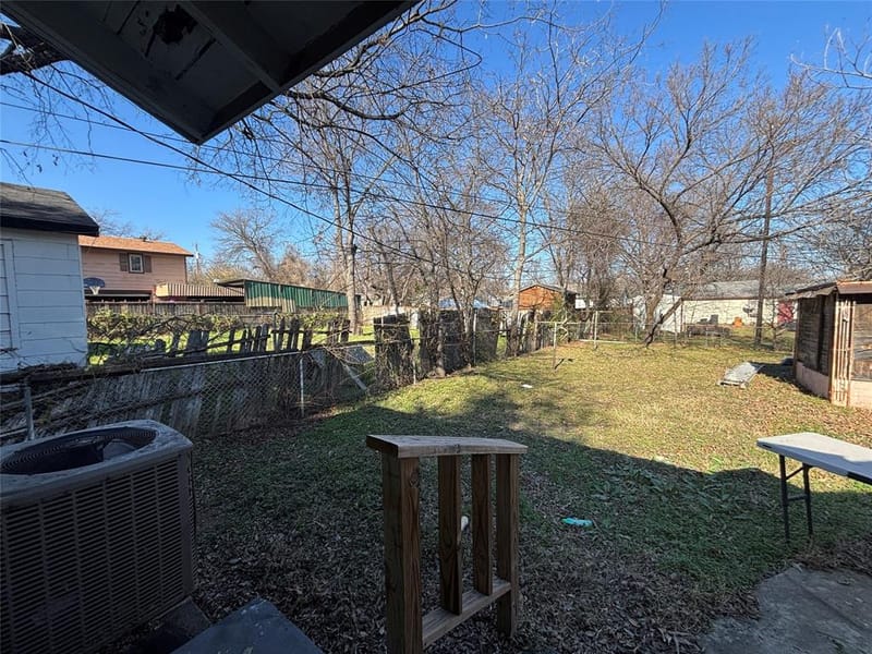 3717 Childress Street, Fort Worth TX 76119 - Photo 4