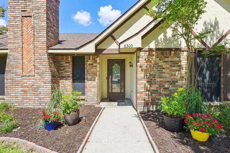 6300 Bronze Leaf Drive, Plano TX 75023 - Photo 2