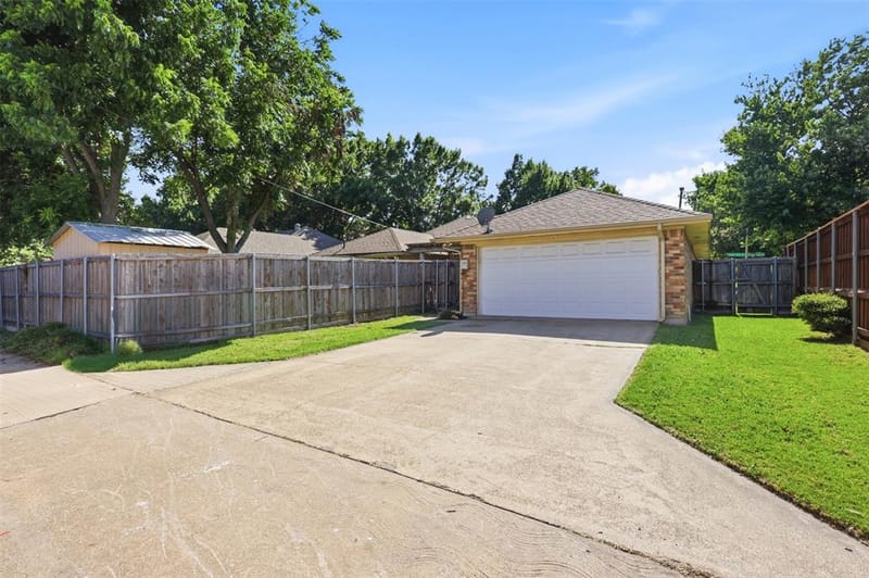 6300 Bronze Leaf Drive, Plano TX 75023 - Photo 35