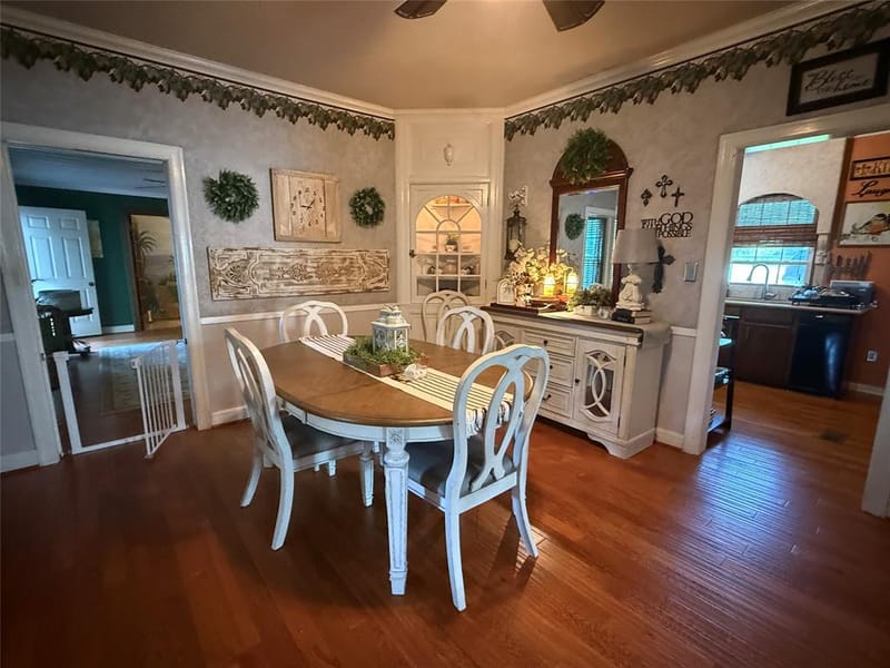 700 W Wrights Avenue, Comanche TX 76442 - Photo 22