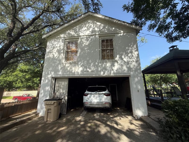 700 W Wrights Avenue, Comanche TX 76442 - Photo 11