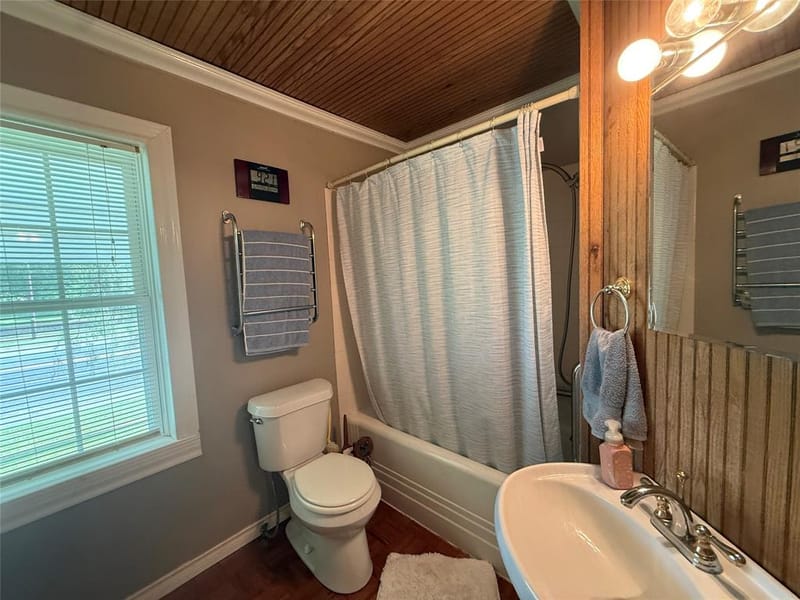700 W Wrights Avenue, Comanche TX 76442 - Photo 40