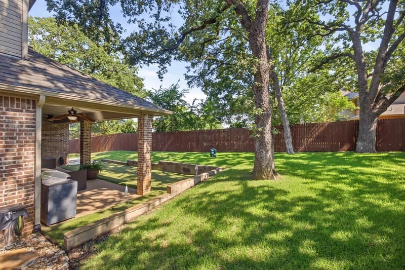 710 Knott Court, Euless TX 76039 - Photo 30