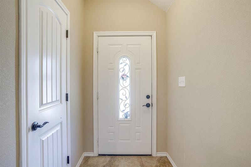 719 Harness Trail, Granbury TX 76049 - Photo 3