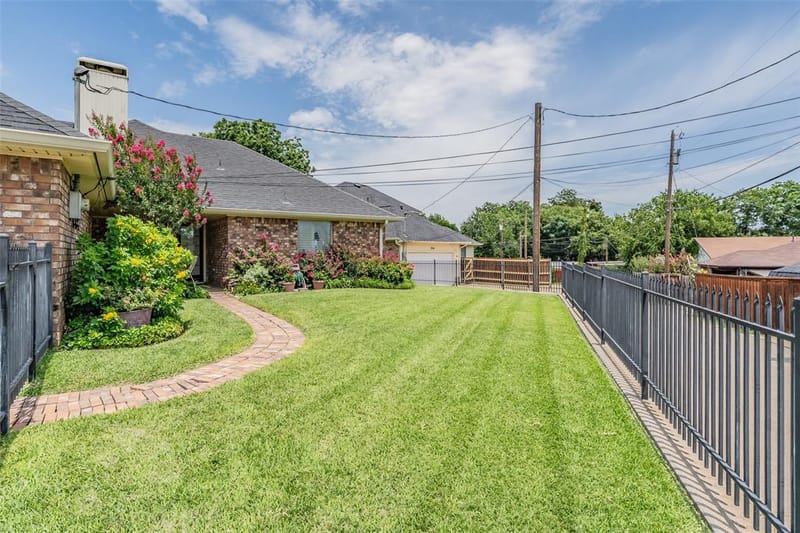 2520 Pecan Grove Court, Irving TX 75060 - Photo 37
