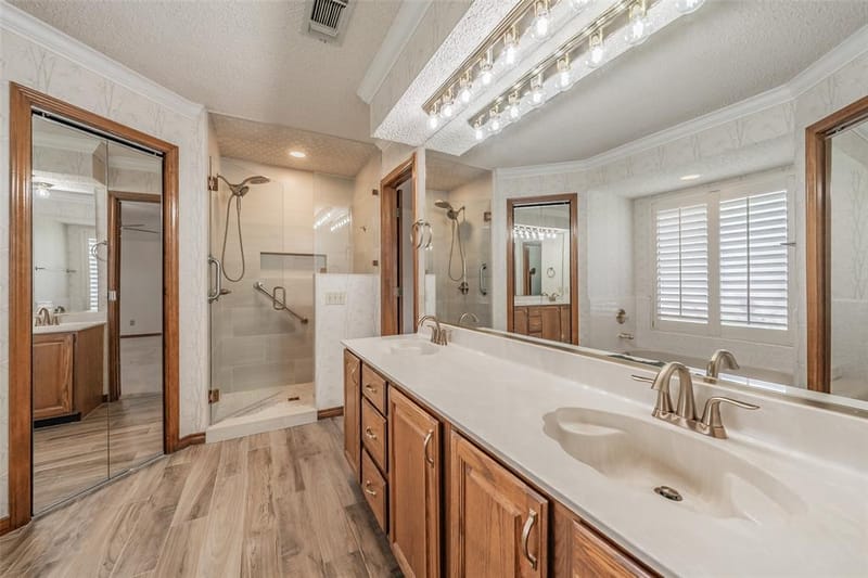 2520 Pecan Grove Court, Irving TX 75060 - Photo 11
