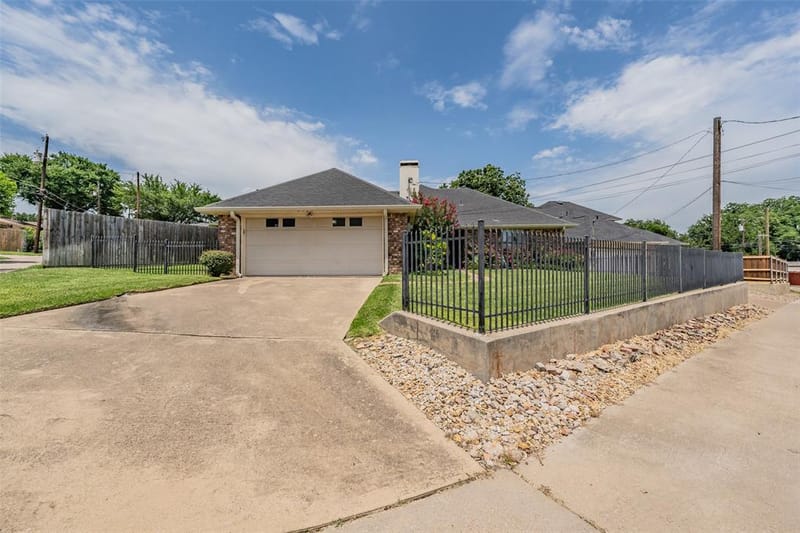 2520 Pecan Grove Court, Irving TX 75060 - Photo 39