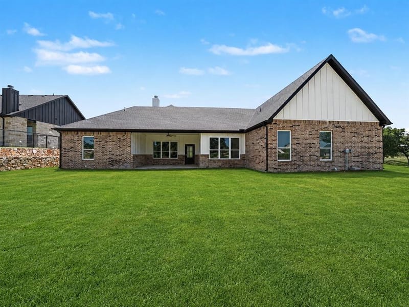 328 Slimp Bluff Avenue, Azle TX 76020 - Photo 29