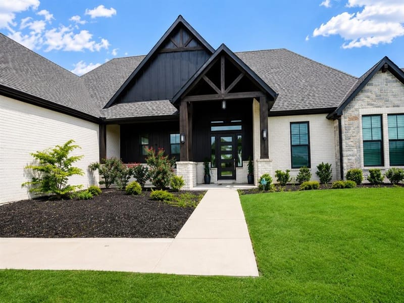 4017 Lagos Drive, Midlothian TX 76065 - Photo 2