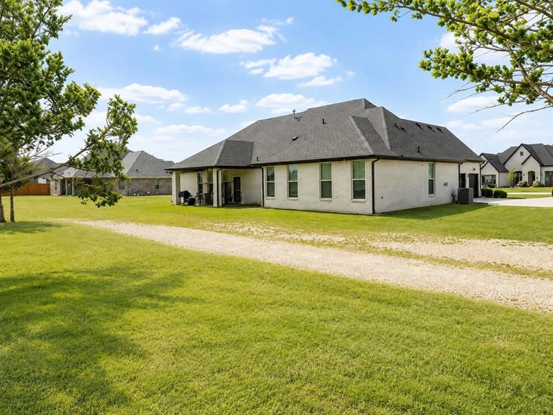 4017 Lagos Drive, Midlothian TX 76065 - Photo 6