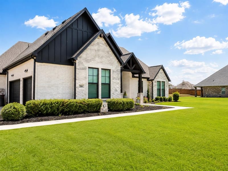 4017 Lagos Drive, Midlothian TX 76065 - Photo 4