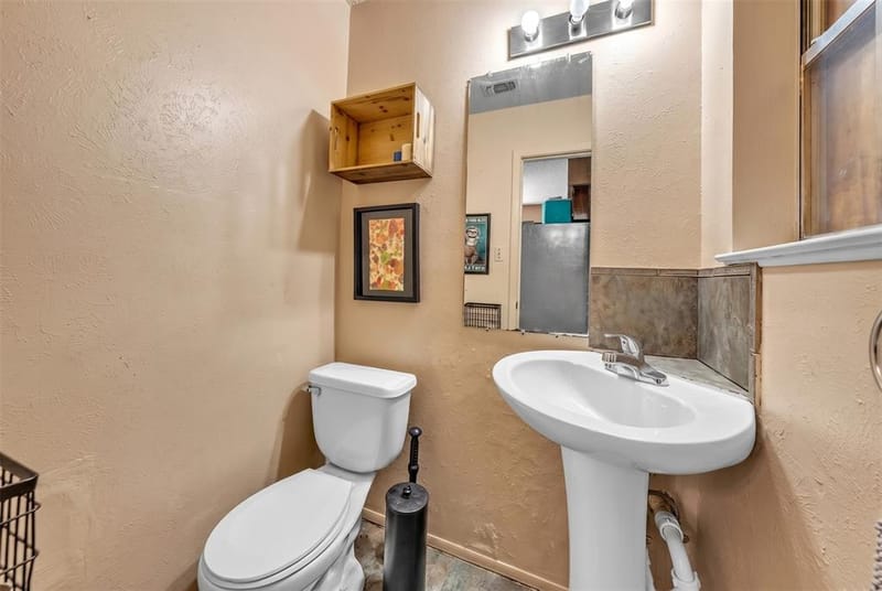 190 Crowfoot Lane, Whitney TX 76692 - Photo 24