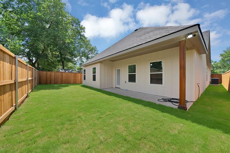 1021 E Richmond Avenue, Fort Worth TX 76104 - Photo 28