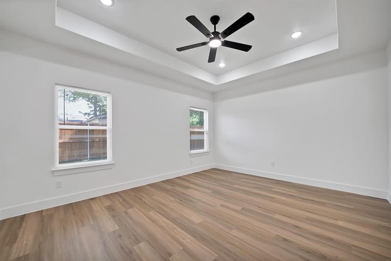 1021 E Richmond Avenue, Fort Worth TX 76104 - Photo 18