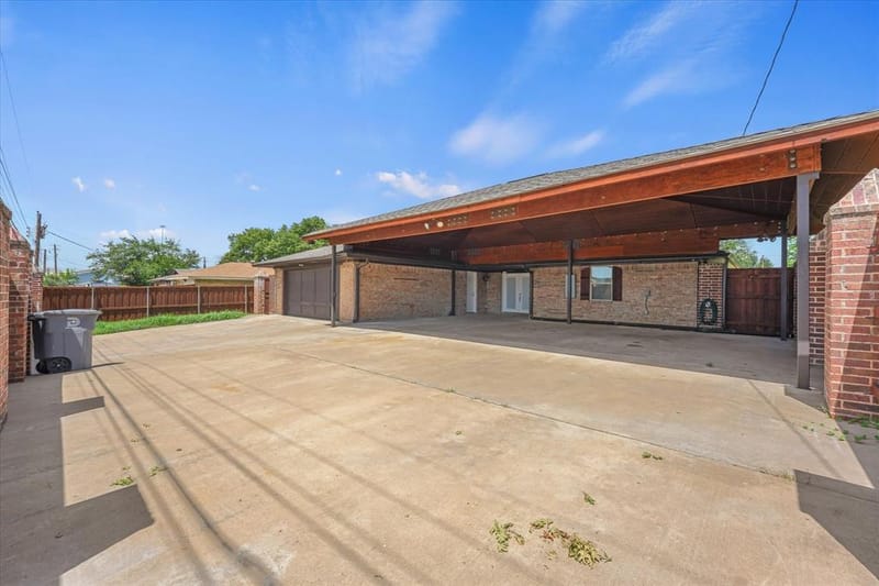 5429 Enderly Place, Dallas TX 75227 - Photo 29