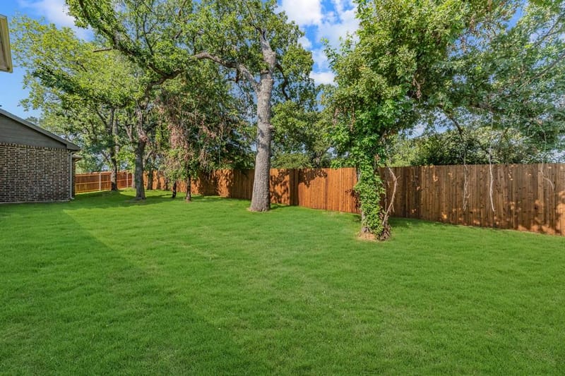 241 Gardenia Drive, Azle TX 76020 - Photo 2