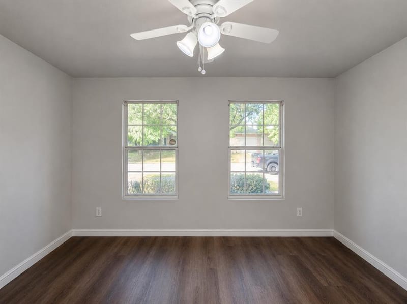 4709 Dogwood Drive, Denton TX 76208 - Photo 4
