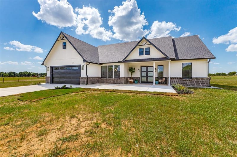 3150 Crisp Road, Ennis TX 75119 - Photo 2