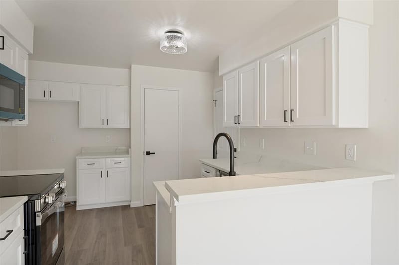 2100 Mistymeadow Court, Carrollton TX 75006 - Photo 9
