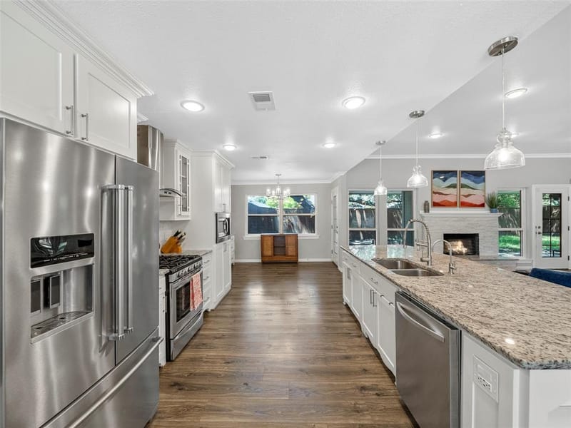 3115 Walnut Hill Lane, Dallas TX 75229 - Photo 15