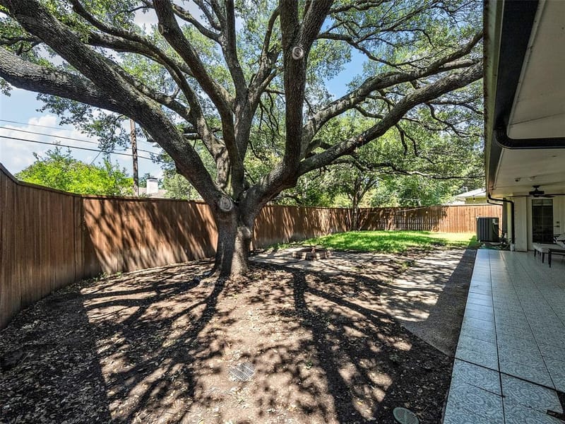 3115 Walnut Hill Lane, Dallas TX 75229 - Photo 31