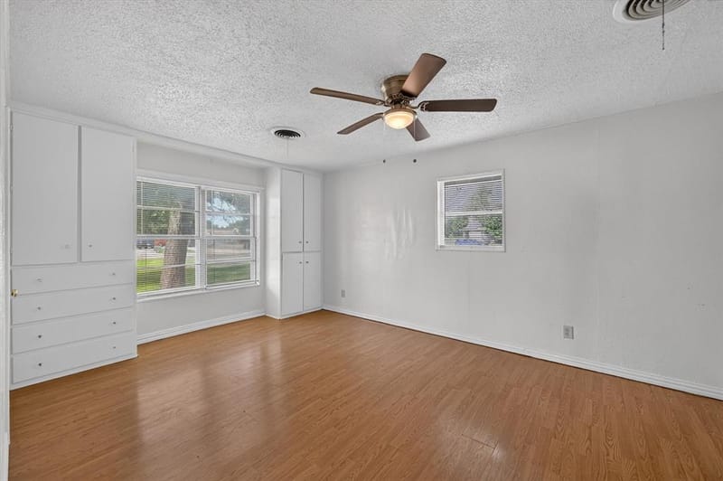 620 W Main Street, Crowley TX 76036 - Photo 17