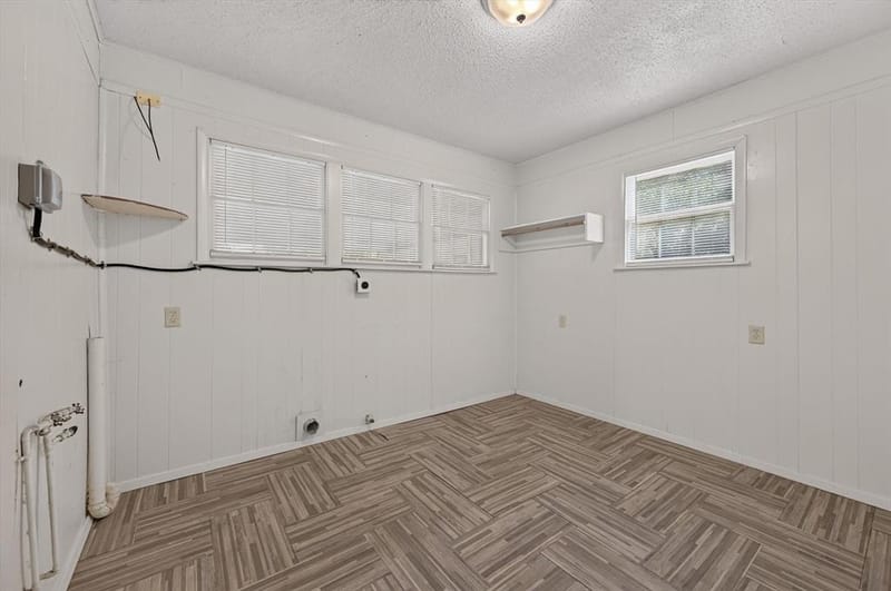 620 W Main Street, Crowley TX 76036 - Photo 22