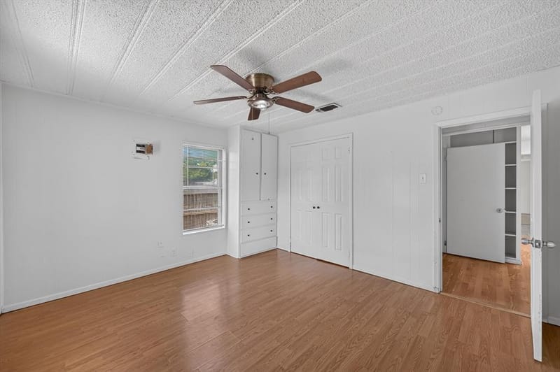 620 W Main Street, Crowley TX 76036 - Photo 14
