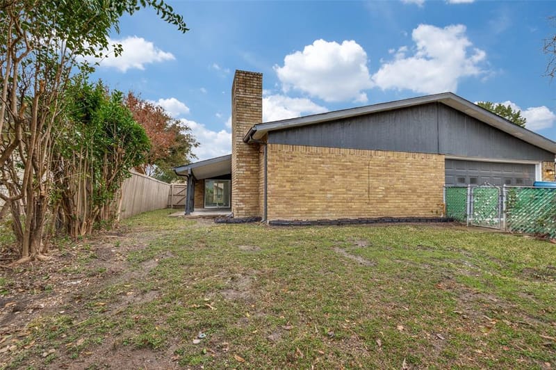 8517 Van Pelt Drive, Dallas TX 75228 - Photo 23